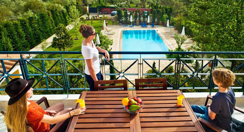 Lefkas Blue Residence Lefkada City Bagian luar foto